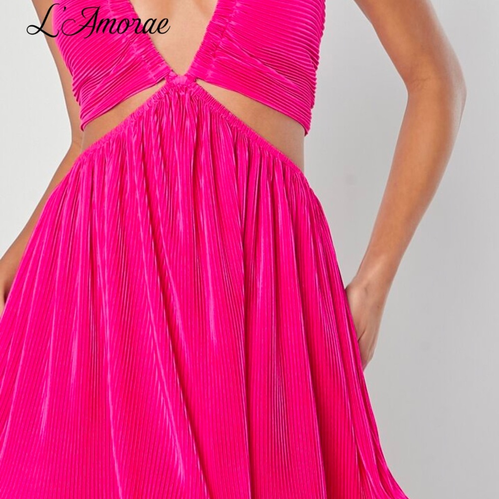 Vibrant Pink Halter Dress - Picture 4 of 7